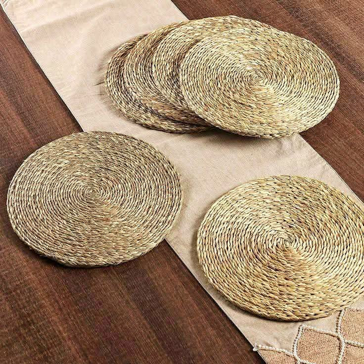 Handwoven Natural Seagrass Placemats - Set of 4